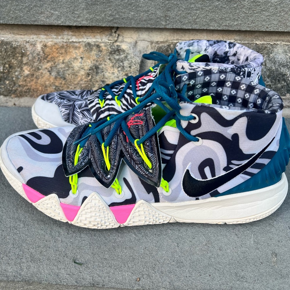 Nike Kybrid S2 "What the Neon" CQ9323 002 Kyrie Irving size 14